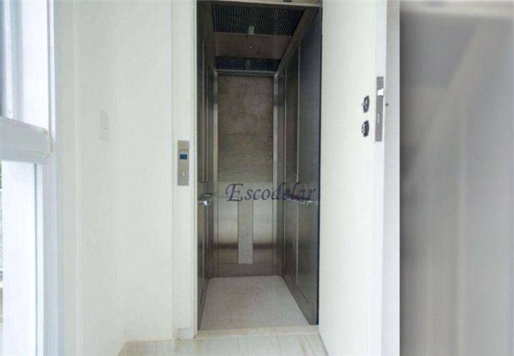 Casa para alugar com 4 quartos, 455m² - Foto 3