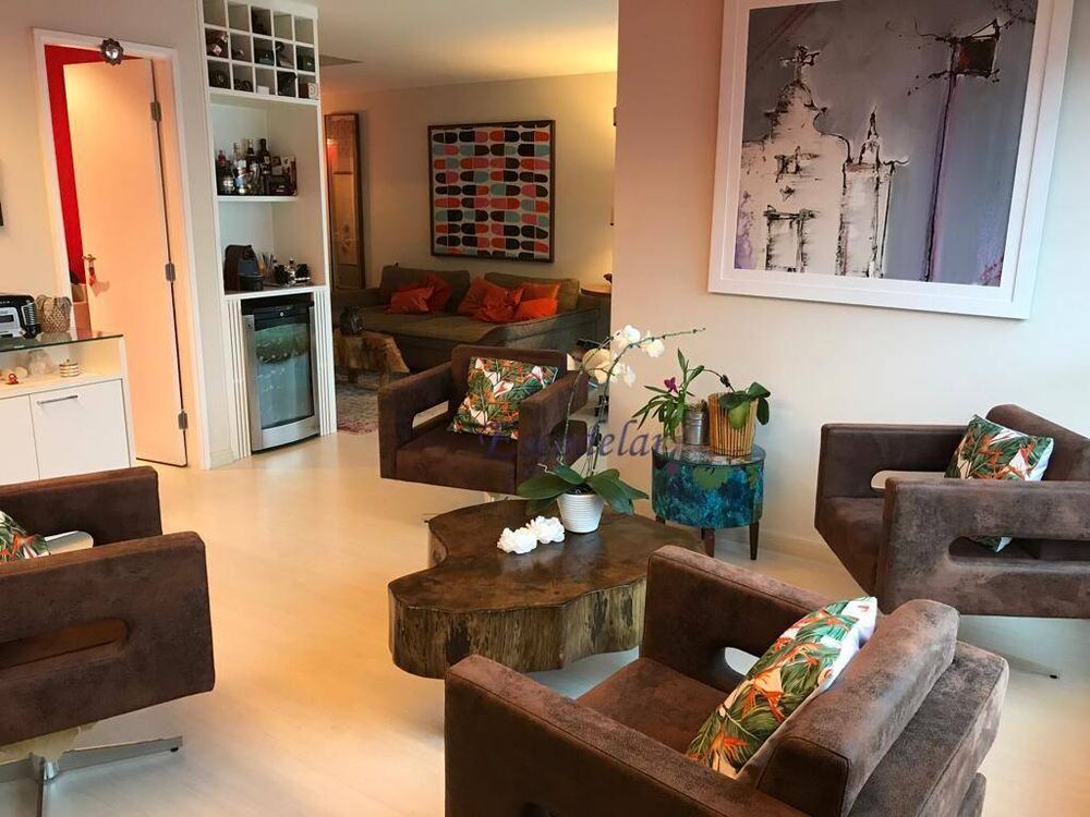 Apartamento, 3 quartos, 185 m² - Foto 4