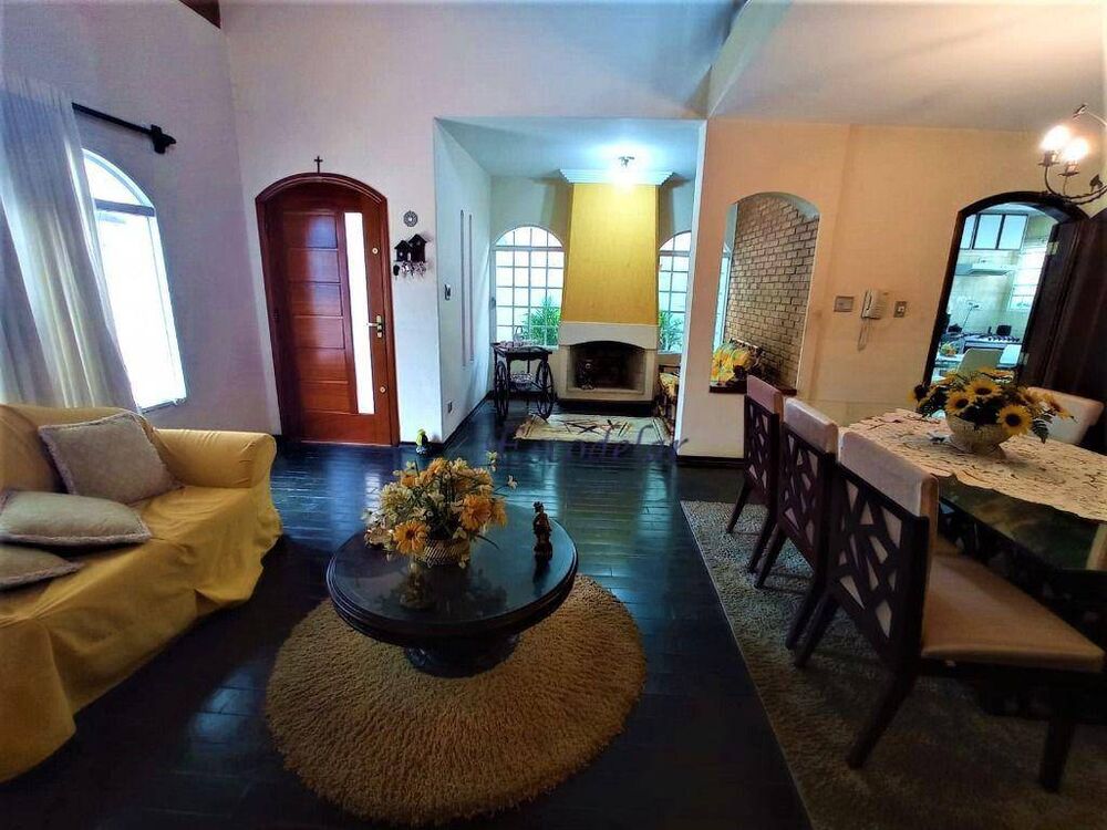 Casa, 3 quartos, 209 m² - Foto 12