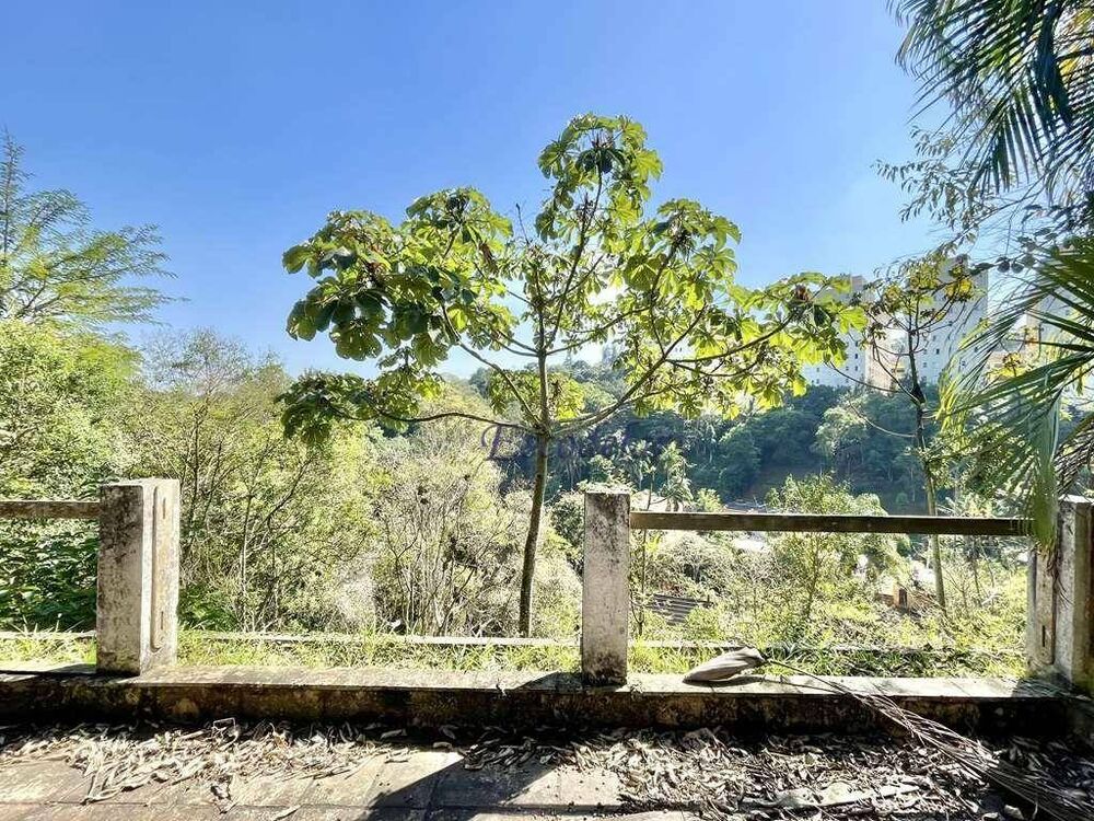 Casa à venda e aluguel com 4 quartos, 700m² - Foto 7