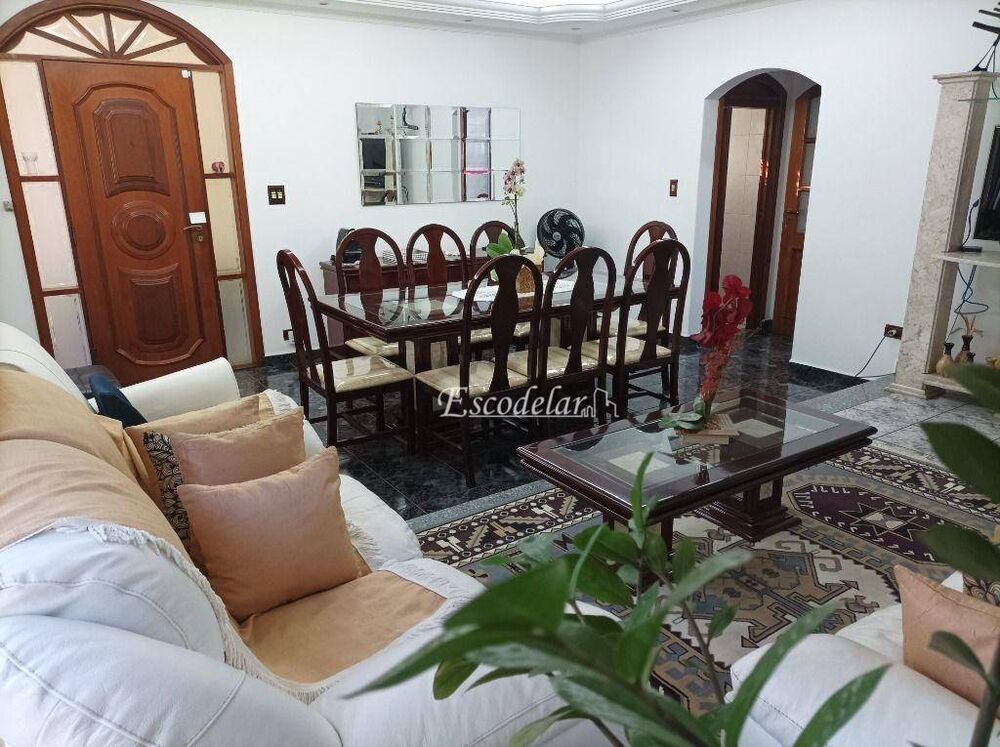Sobrado, 3 quartos, 239 m² - Foto 1