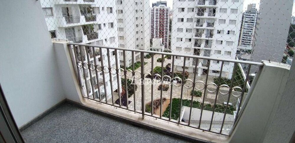 Apartamento à venda com 3 quartos, 75m² - Foto 4