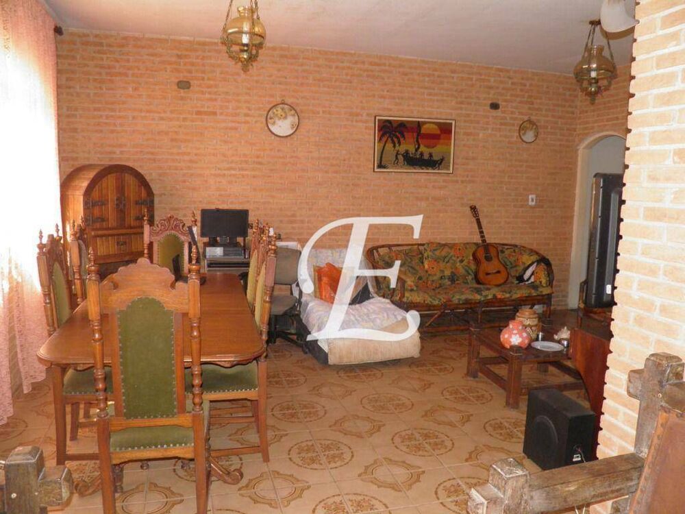 Casa, 3 quartos, 142 m² - Foto 2