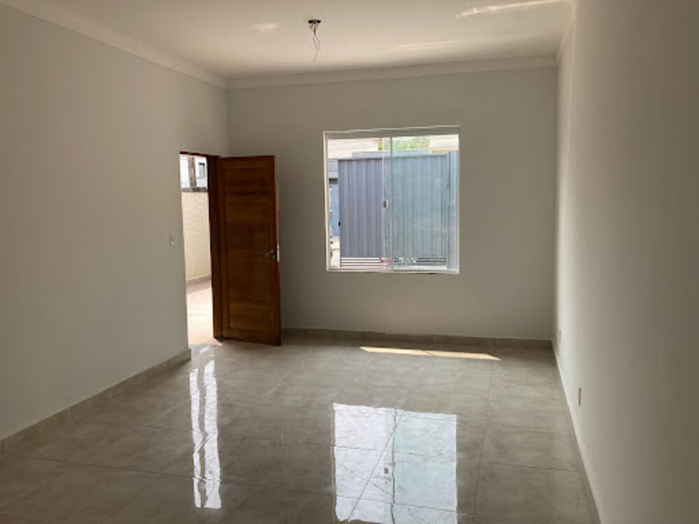 Casa à venda com 3 quartos, 110m² - Foto 5