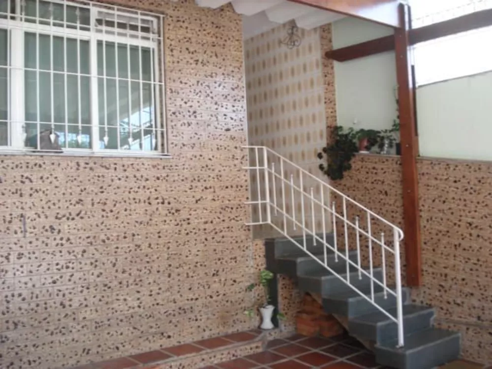 Sobrado à venda com 3 quartos, 120m² - Foto 2