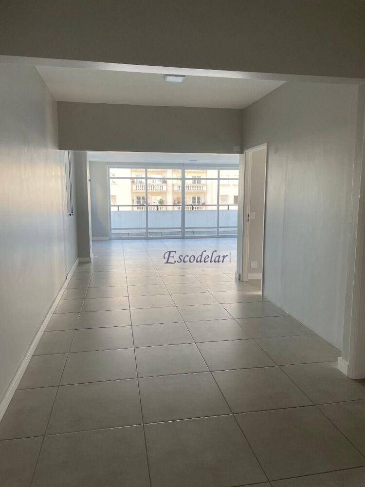 Apartamento para alugar com 3 quartos, 277m² - Foto 3