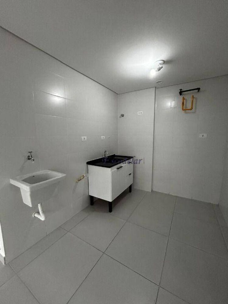 Kitnet e Studio para alugar com 1 quarto, 28m² - Foto 3