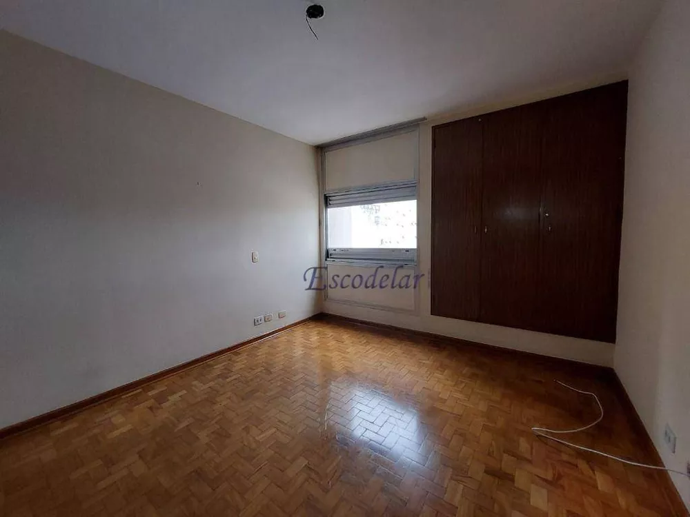 Apartamento à venda com 3 quartos, 120m² - Foto 8