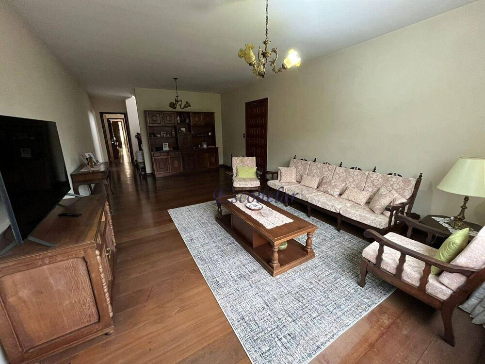 Sobrado, 3 quartos, 325 m² - Foto 1