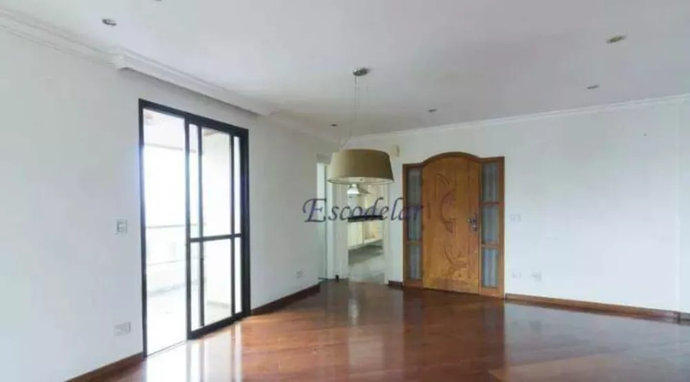 Apartamento à venda com 3 quartos, 207m² - Foto 1