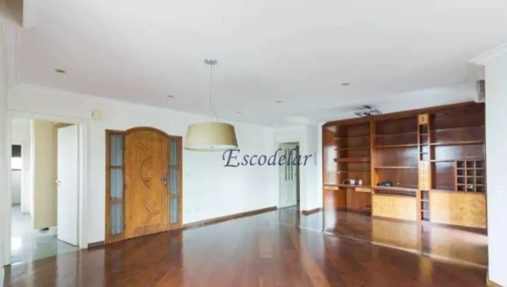 Apartamento à venda com 3 quartos, 207m² - Foto 2