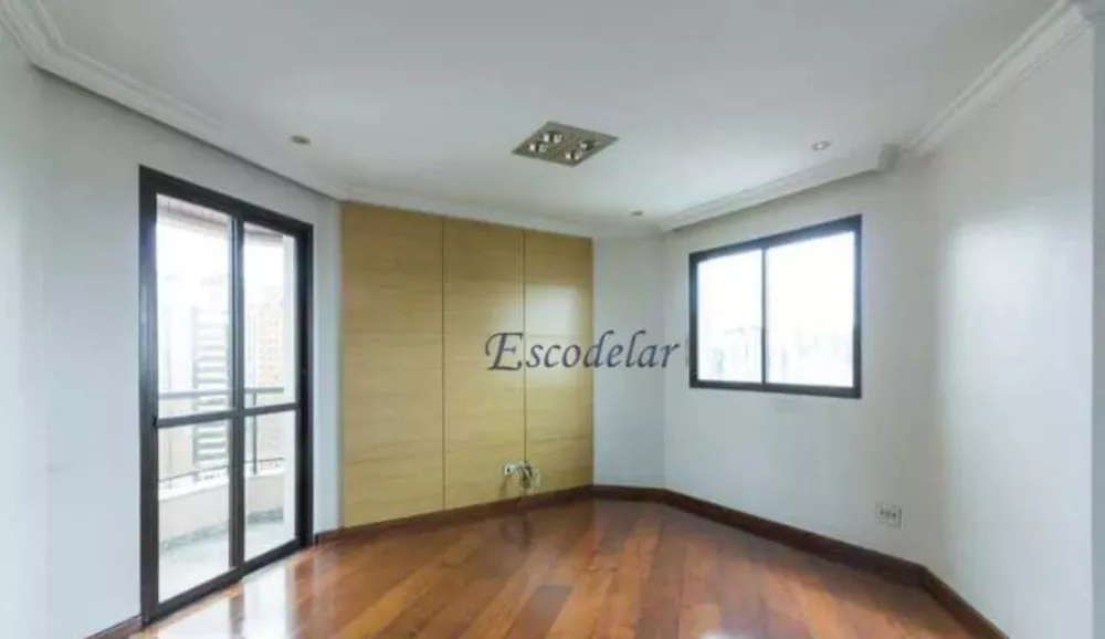 Apartamento à venda com 3 quartos, 207m² - Foto 3