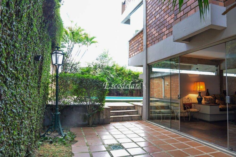 Sobrado, 5 quartos, 520 m² - Foto 3