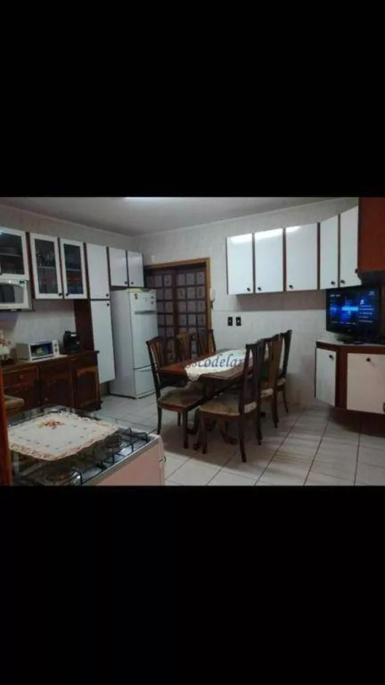 Sobrado à venda com 3 quartos, 220m² - Foto 5