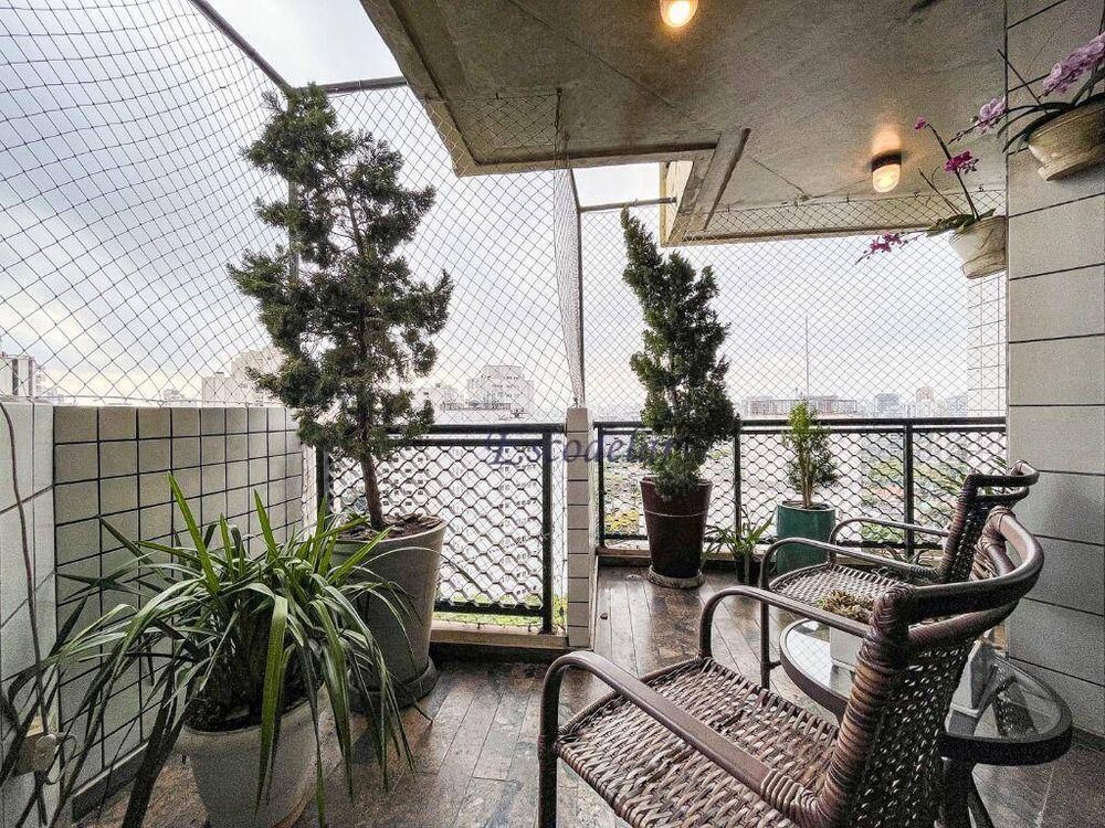 Apartamento, 3 quartos, 200 m² - Foto 2