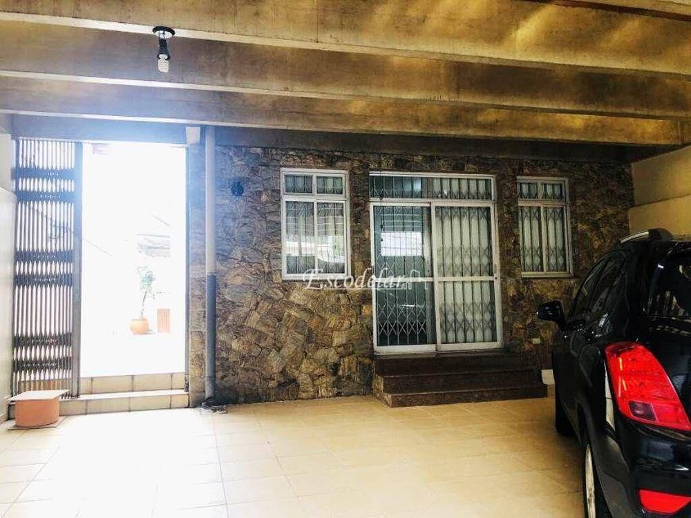 Sobrado, 3 quartos, 303 m² - Foto 2
