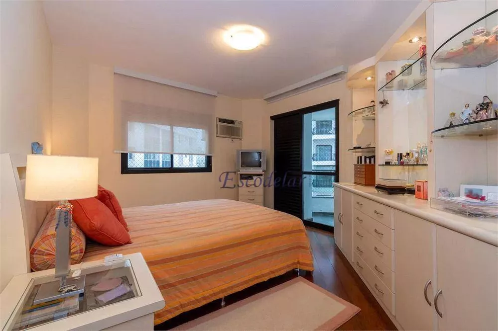 Apartamento à venda com 3 quartos, 172m² - Foto 7