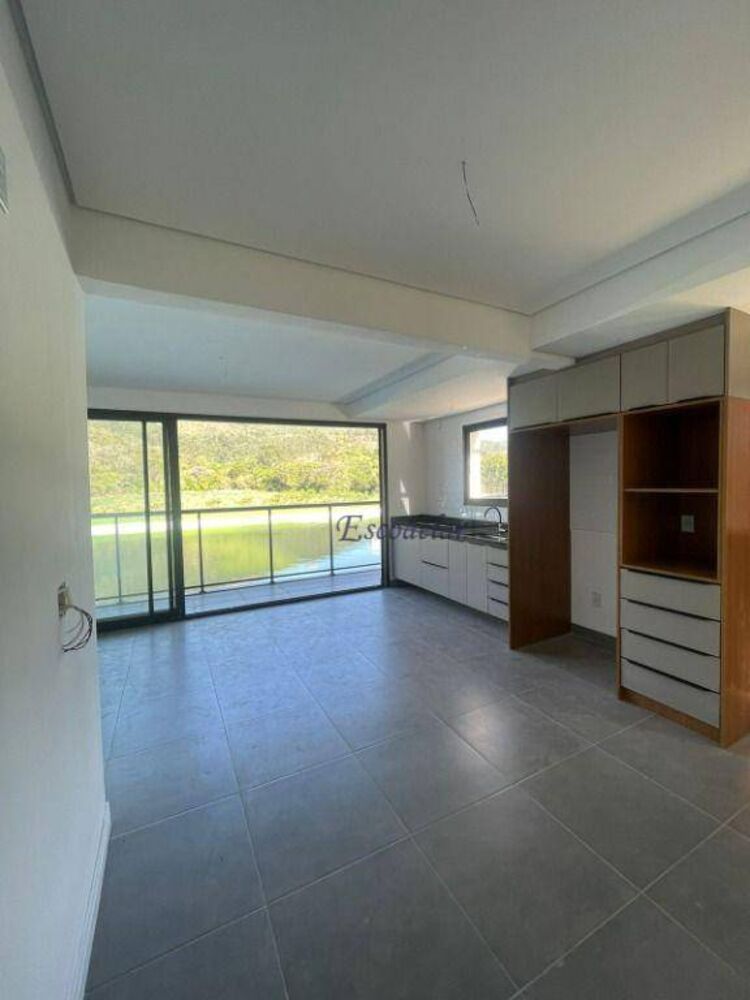 Apartamento à venda com 2 quartos, 124m² - Foto 1