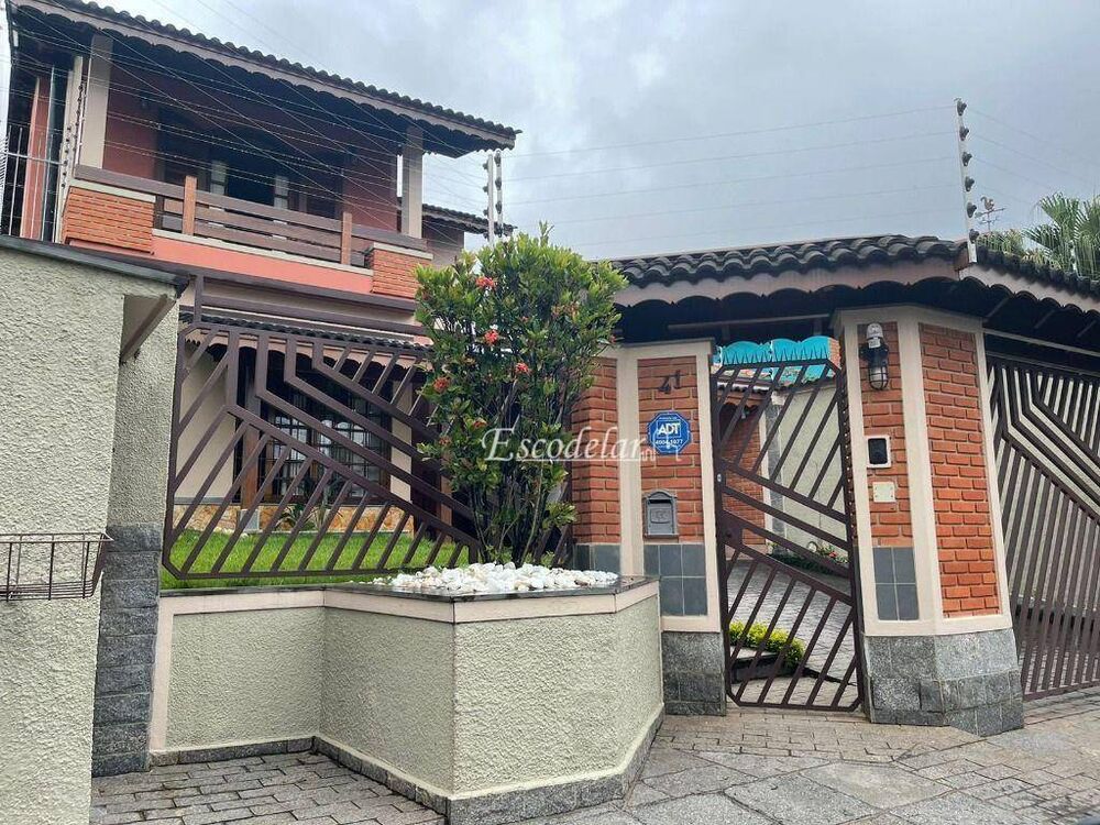 Casa, 4 quartos, 223 m² - Foto 1