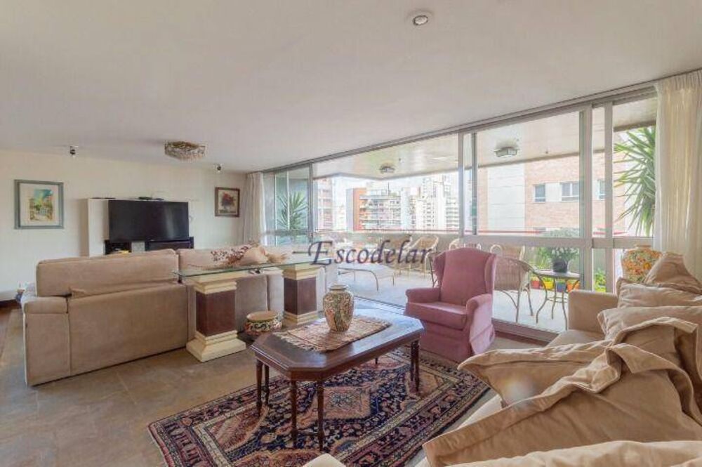 Apartamento, 3 quartos, 276 m² - Foto 1