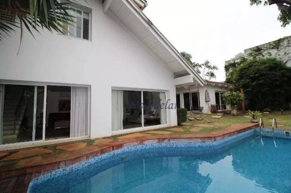 Casa à venda com 4 quartos, 501m² - Foto 2