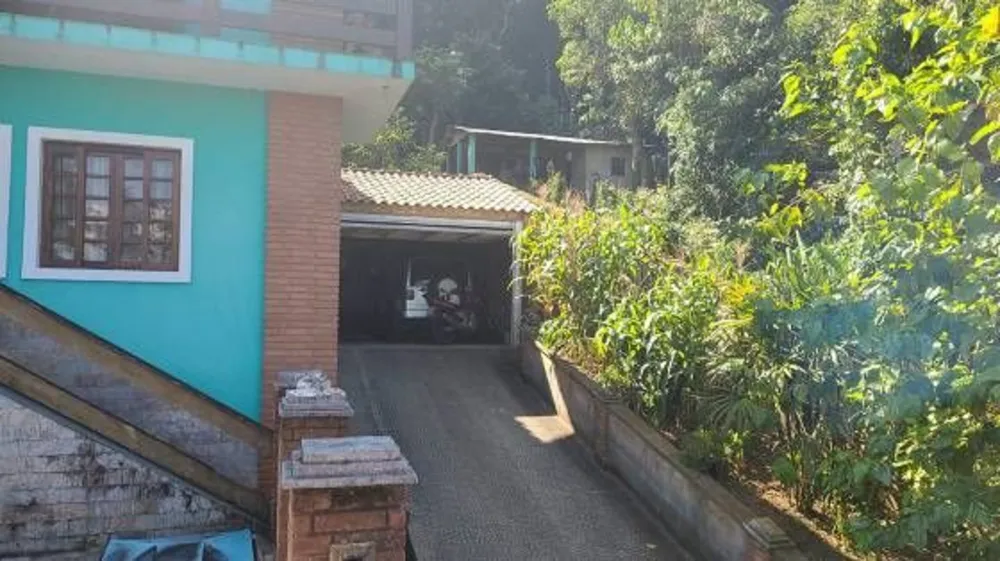 Casa, 4 quartos, 250 m² - Foto 1