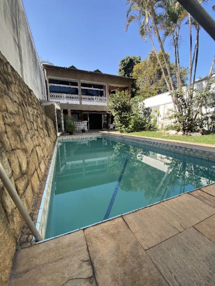 Sobrado, 6 quartos, 712 m² - Foto 1