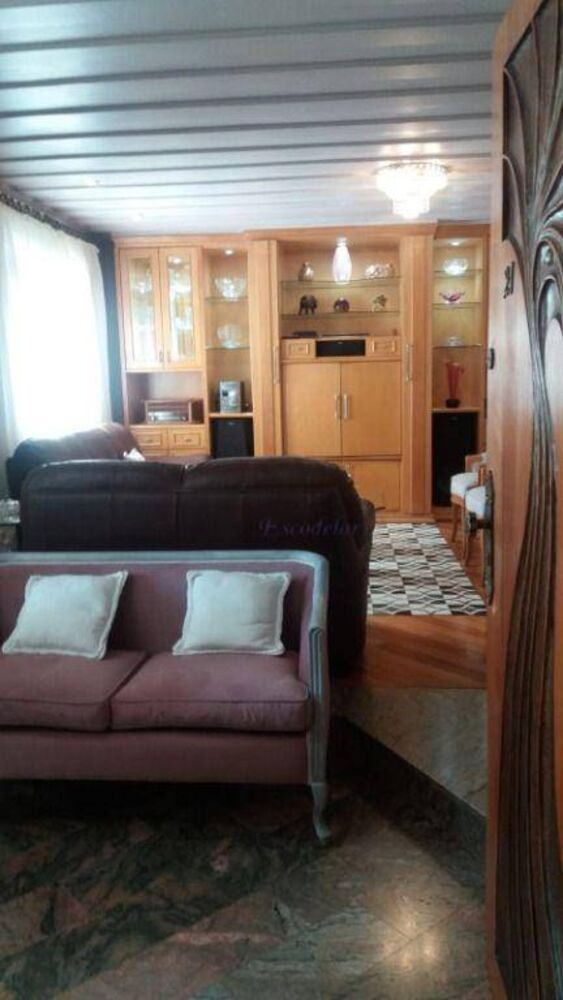 Apartamento à venda com 4 quartos, 183m² - Foto 2
