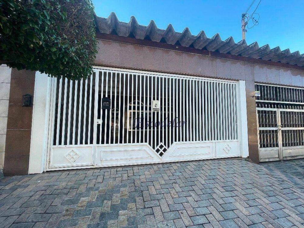 Sobrado, 3 quartos, 220 m² - Foto 1