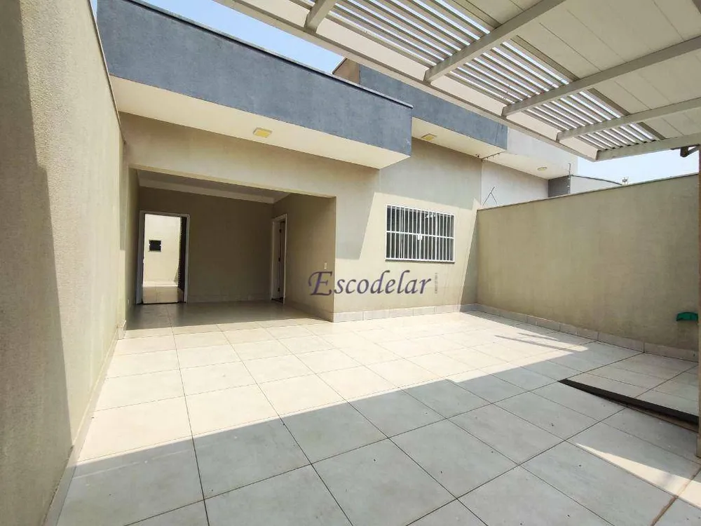 Casa, 3 quartos, 122 m² - Foto 1