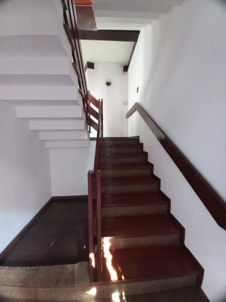 Sobrado à venda com 3 quartos, 312m² - Foto 7