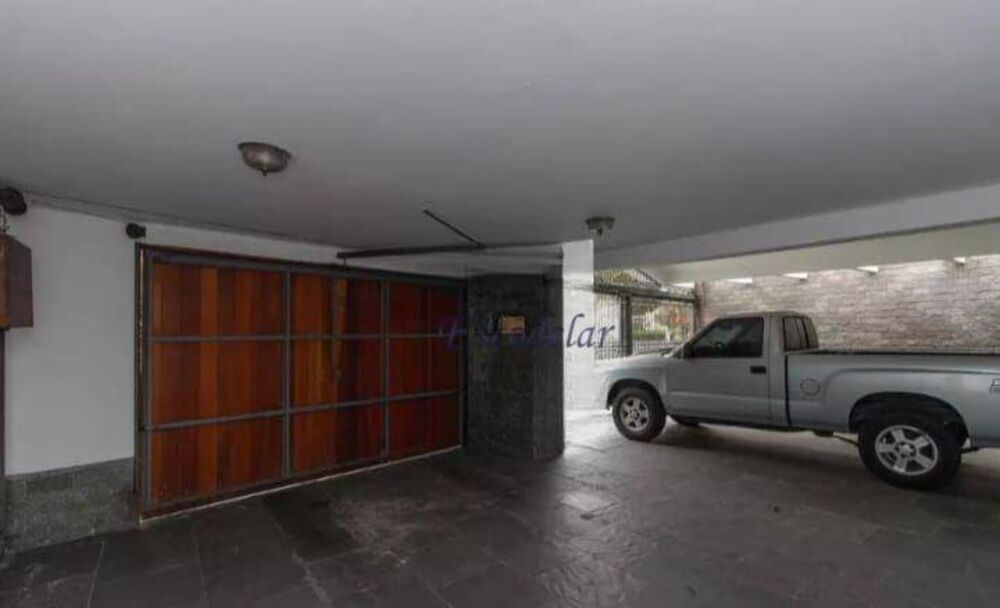 Casa à venda com 3 quartos, 300m² - Foto 4