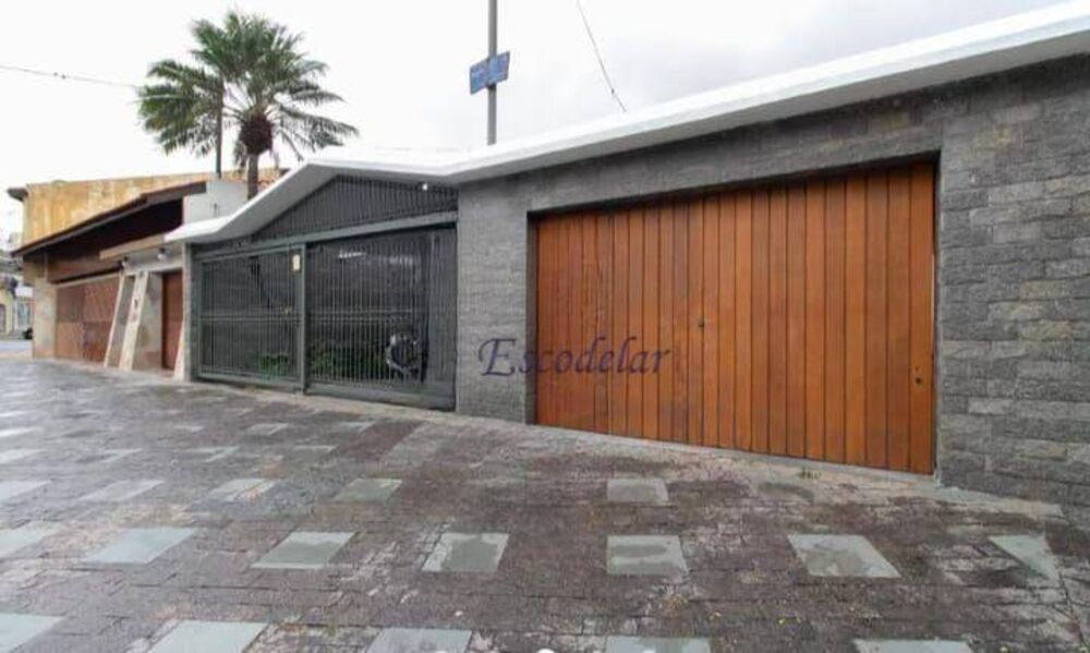 Casa à venda com 3 quartos, 300m² - Foto 3