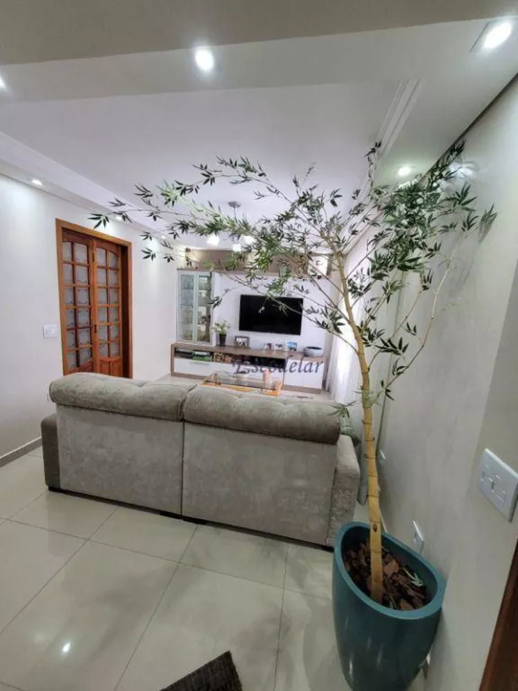 Sobrado à venda com 2 quartos, 120m² - Foto 1