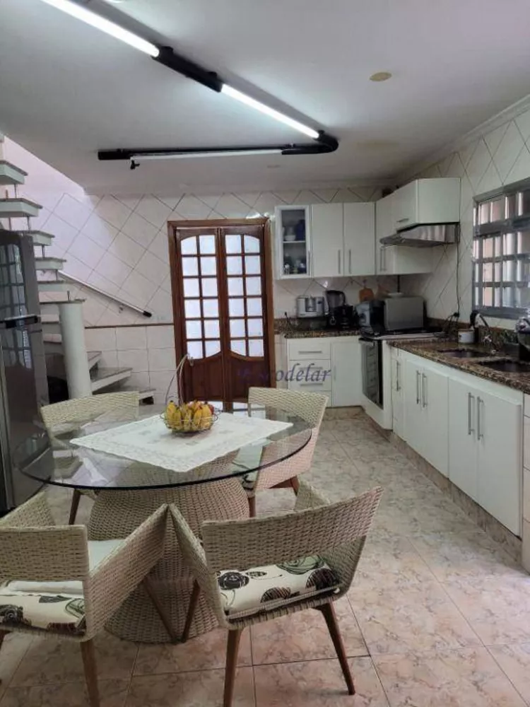 Sobrado à venda com 2 quartos, 120m² - Foto 4