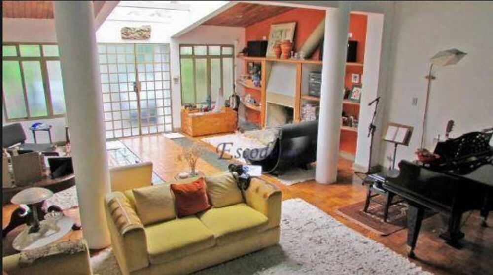 Casa, 3 quartos, 280 m² - Foto 1