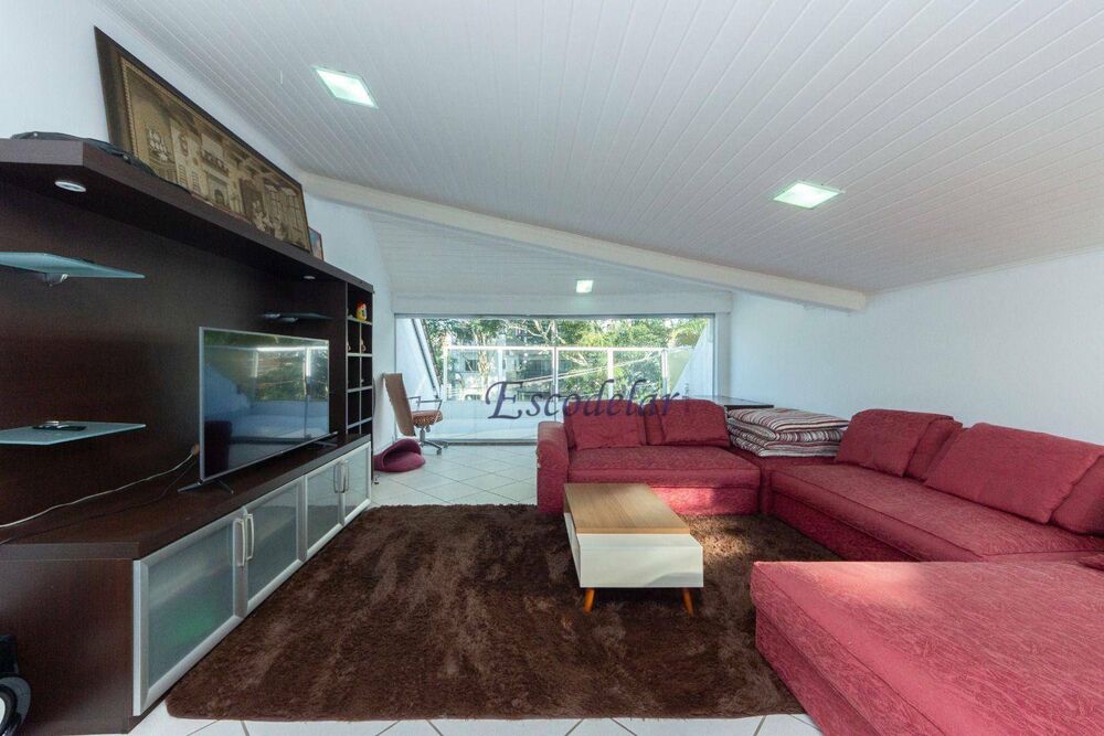 Casa, 3 quartos, 270 m² - Foto 4