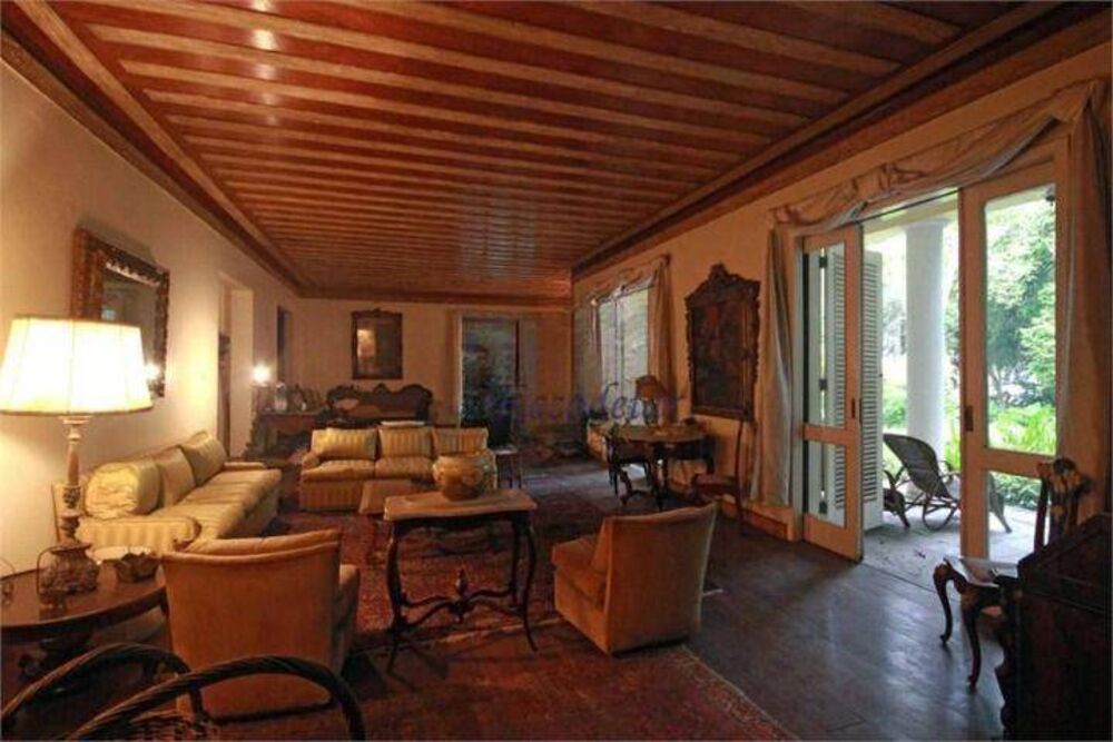 Casa, 4 quartos, 559 m² - Foto 1