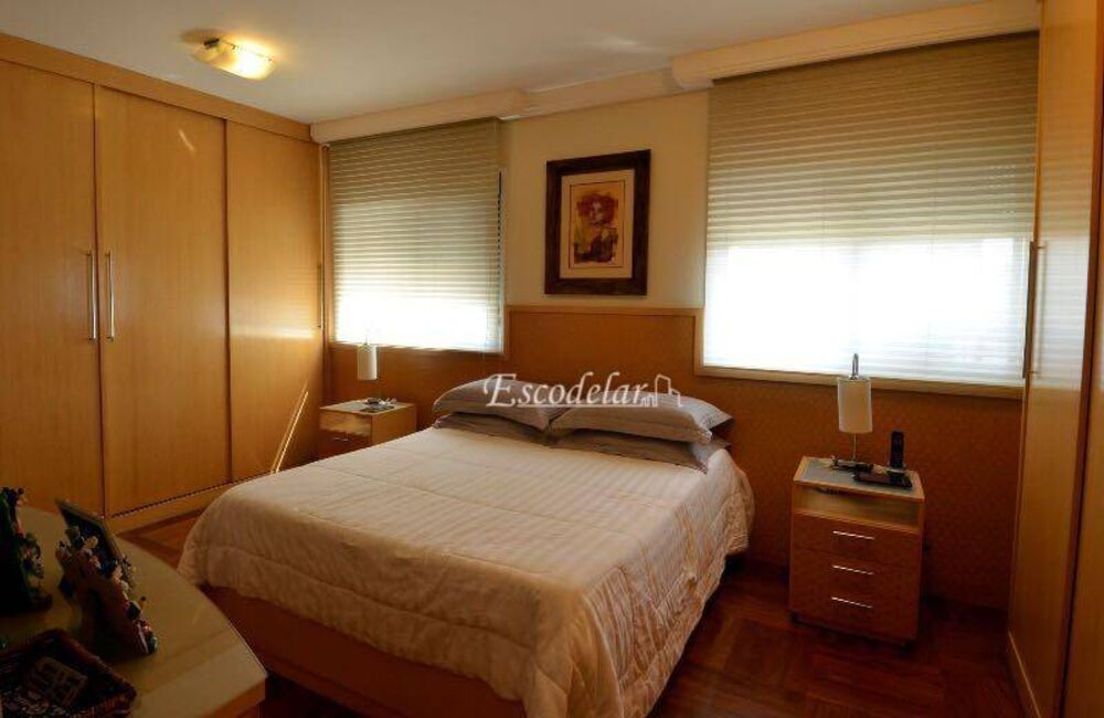 Apartamento, 3 quartos, 190 m² - Foto 1