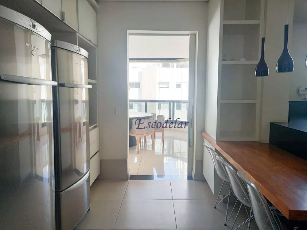 Cobertura à venda com 4 quartos, 350m² - Foto 10