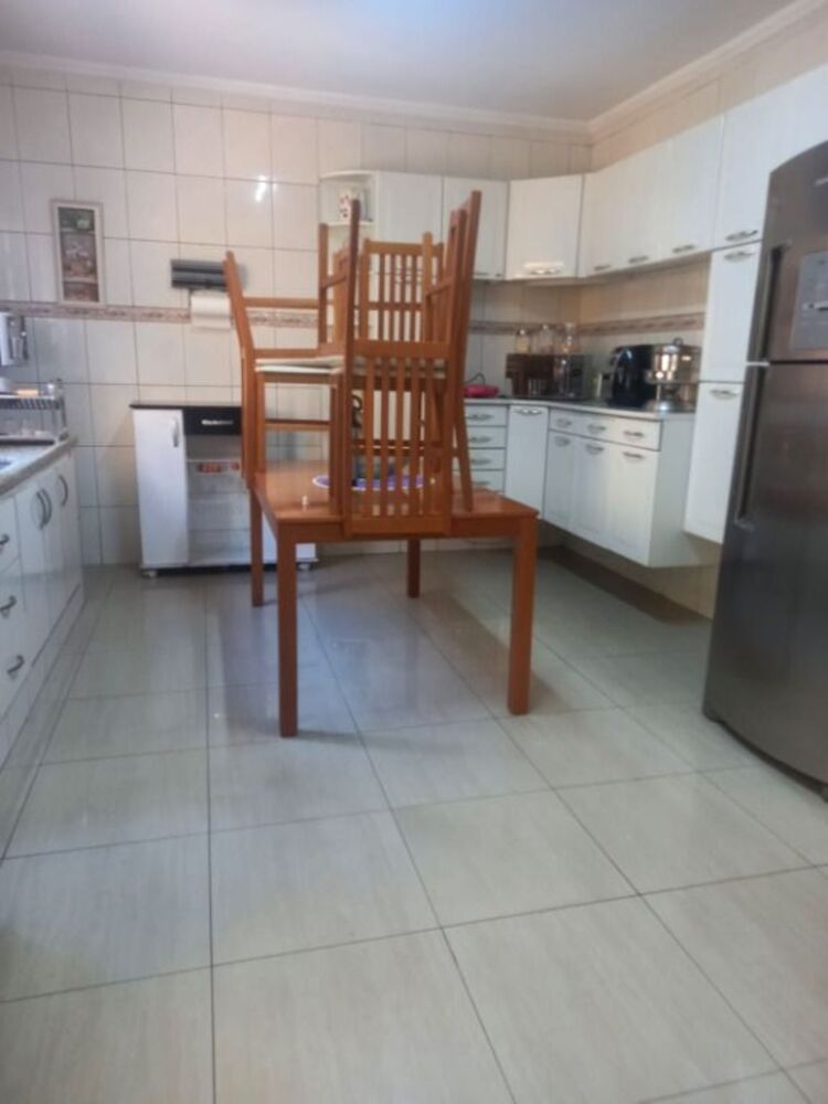 Sobrado, 4 quartos, 167 m² - Foto 1