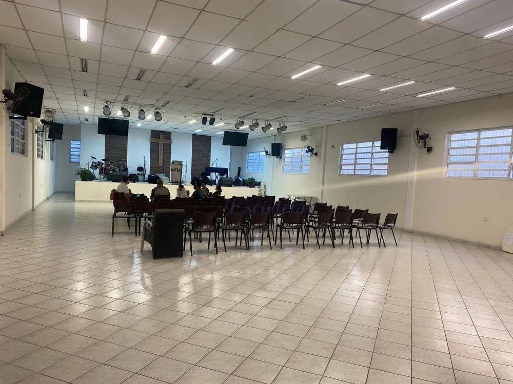 Loja-Salão, 600 m² - Foto 1