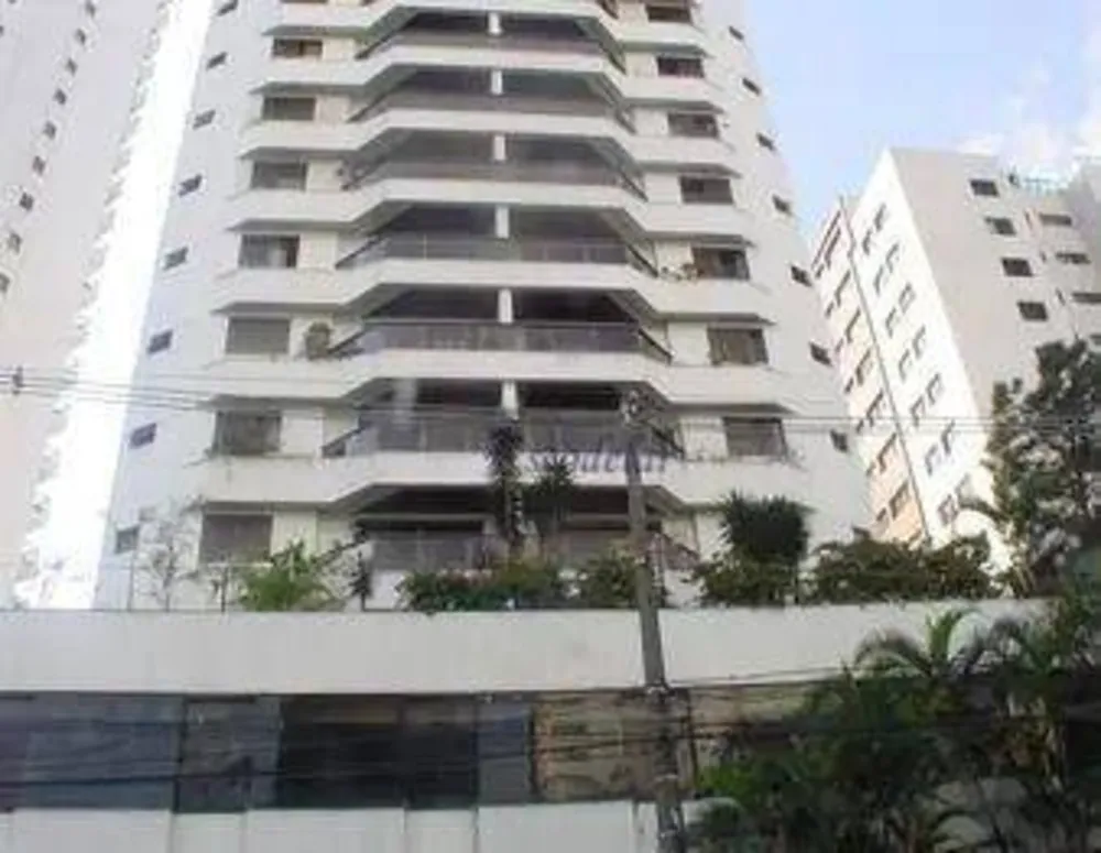 Apartamento, 3 quartos, 140 m² - Foto 2