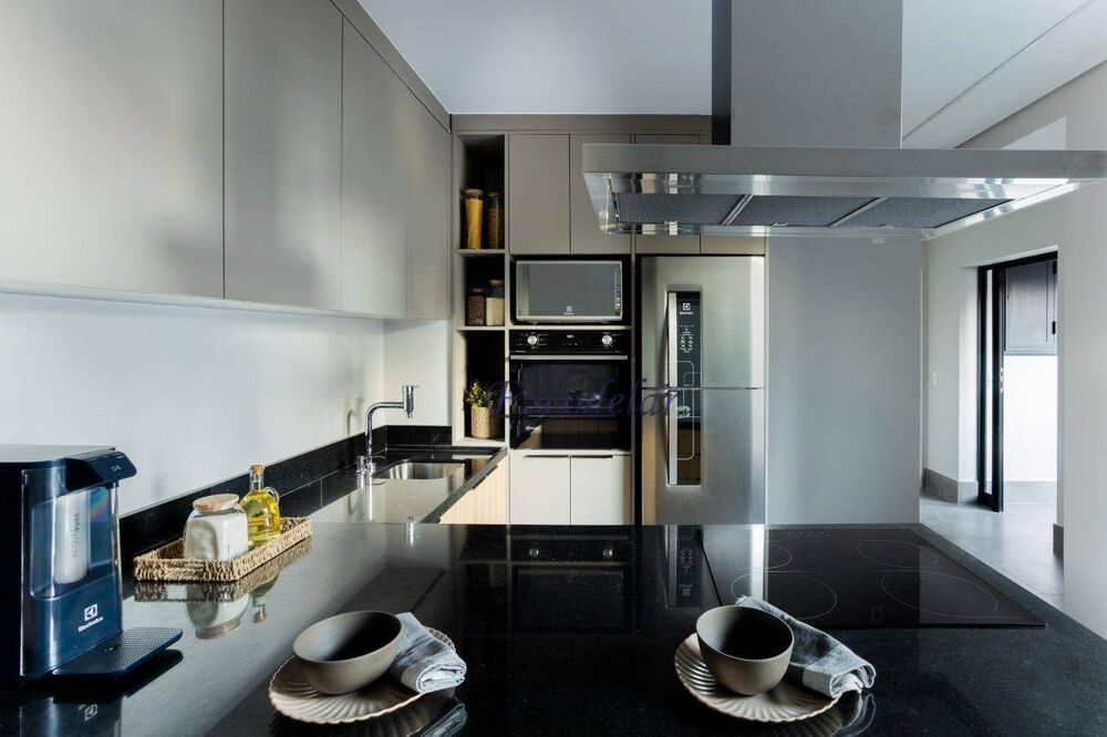 Apartamento, 3 quartos, 177 m² - Foto 1