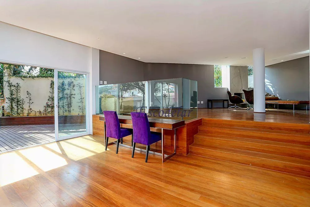 Casa, 3 quartos, 480 m² - Foto 1