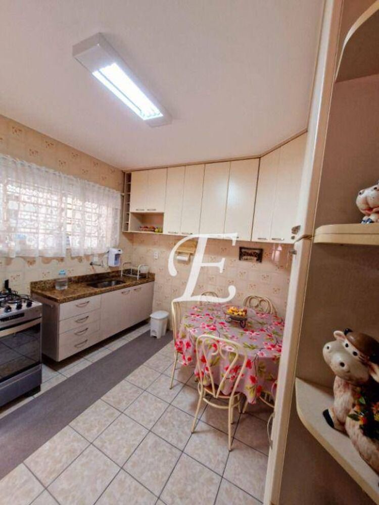Casa, 5 quartos, 210 m² - Foto 10