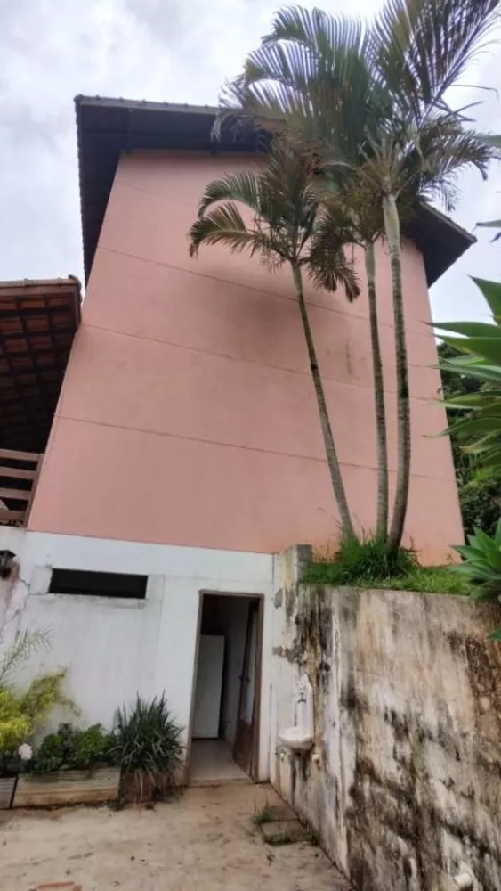 Casa de Condomínio à venda com 5 quartos, 232m² - Foto 4