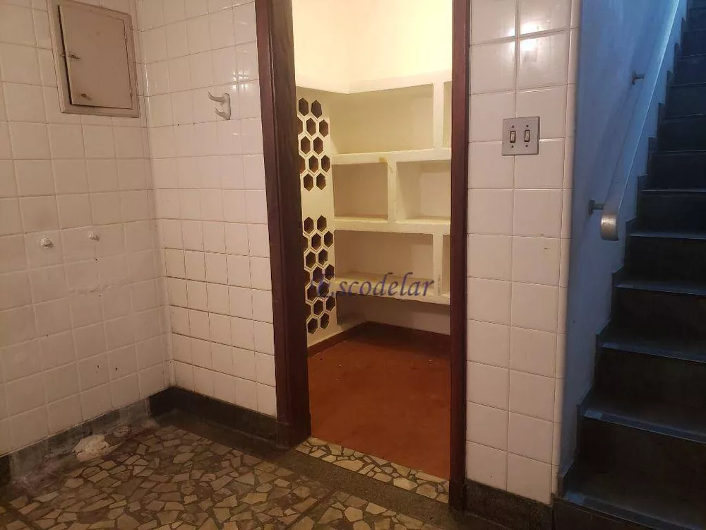 Casa à venda com 3 quartos, 336m² - Foto 18