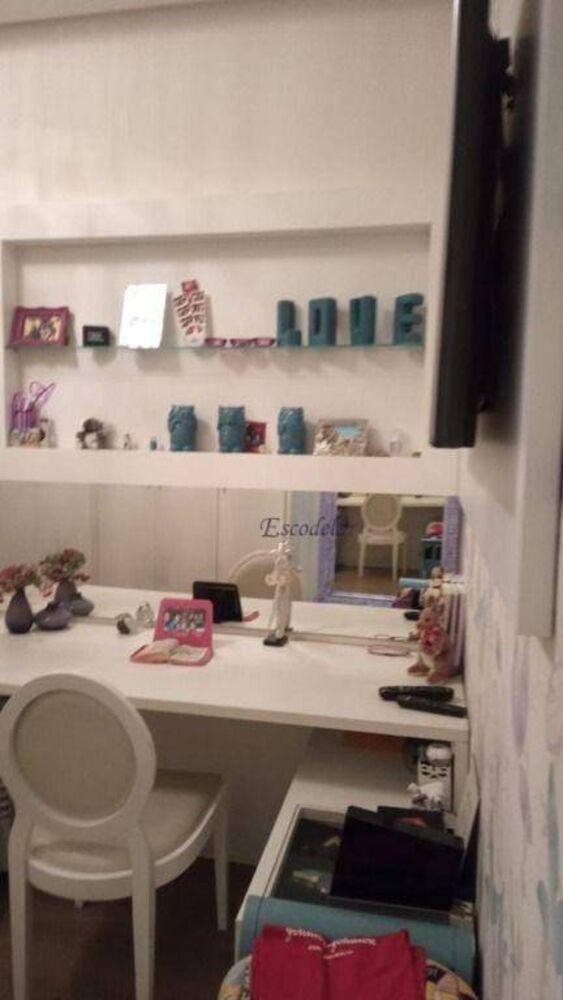Sobrado à venda com 3 quartos, 229m² - Foto 4