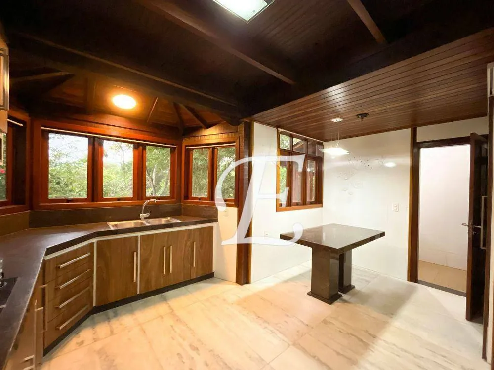 Casa, 4 quartos, 219 m² - Foto 8